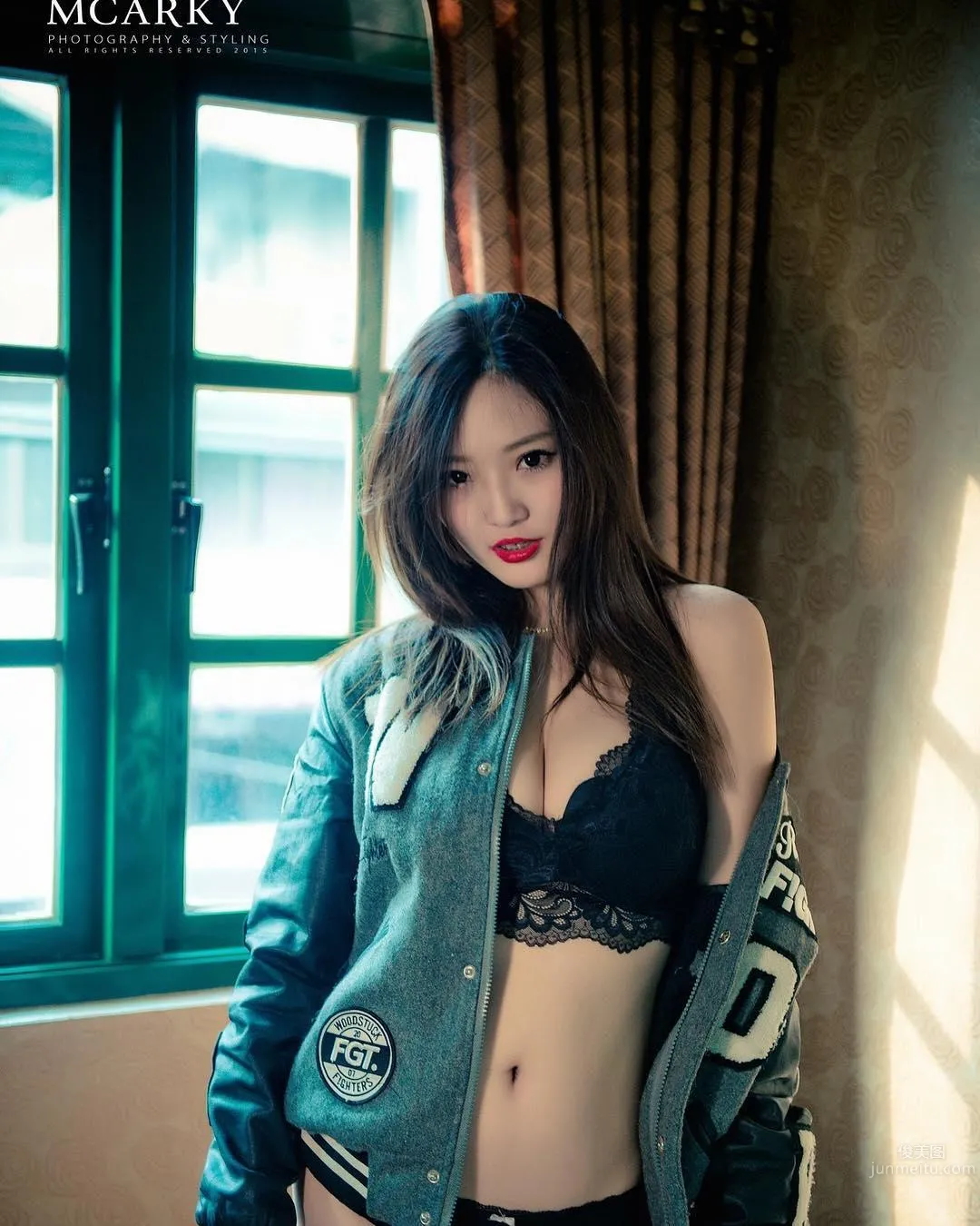Shi Feiya, The Fierce Outdoor Shoot Sweetheart photo 26