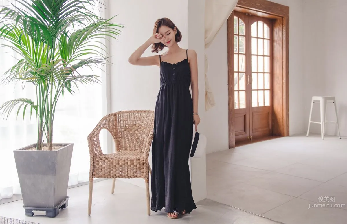 Korean Model Yeonjieun maybeach Casual Wear Series 3 photo 57