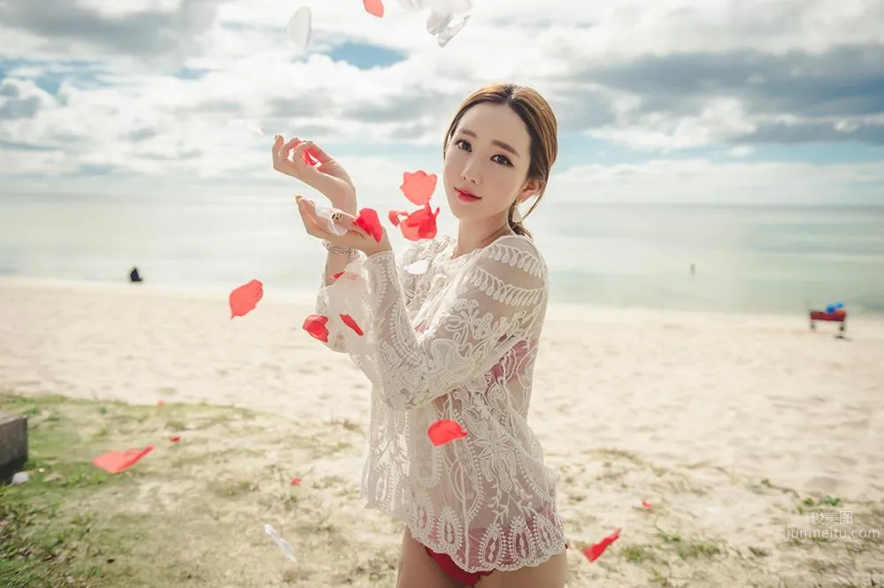Li Yanjing - 2017 MayBeach Bikini Series Five photo 9