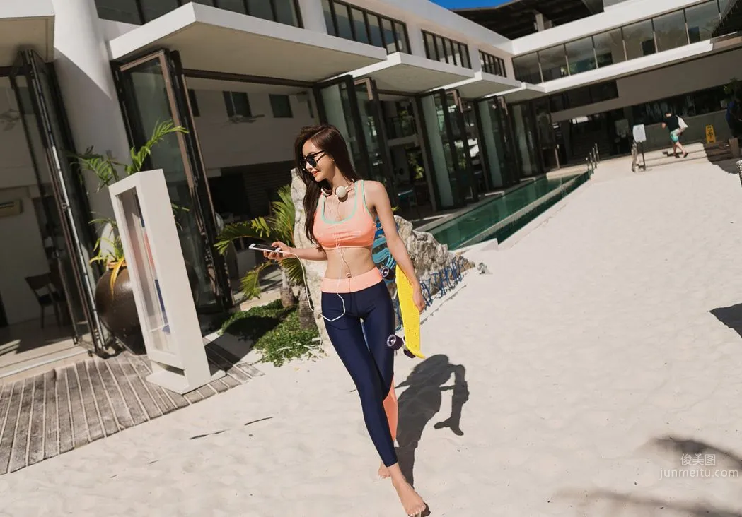 Son Yoon Joo - 2016 Refreshing Sportswear Series photo 3