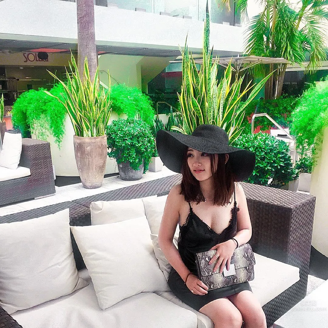 Nice Bust Girl Kimber Tsai, Check-In Photos from Around the World photo 1