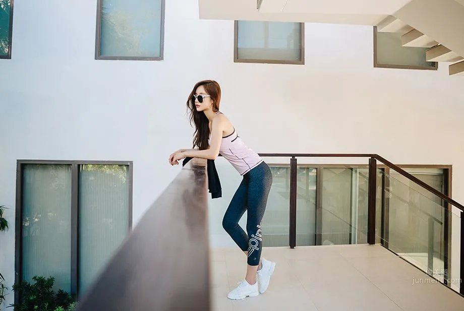 Son Yoon Joo - 2016 Refreshing Sportswear Series photo 68