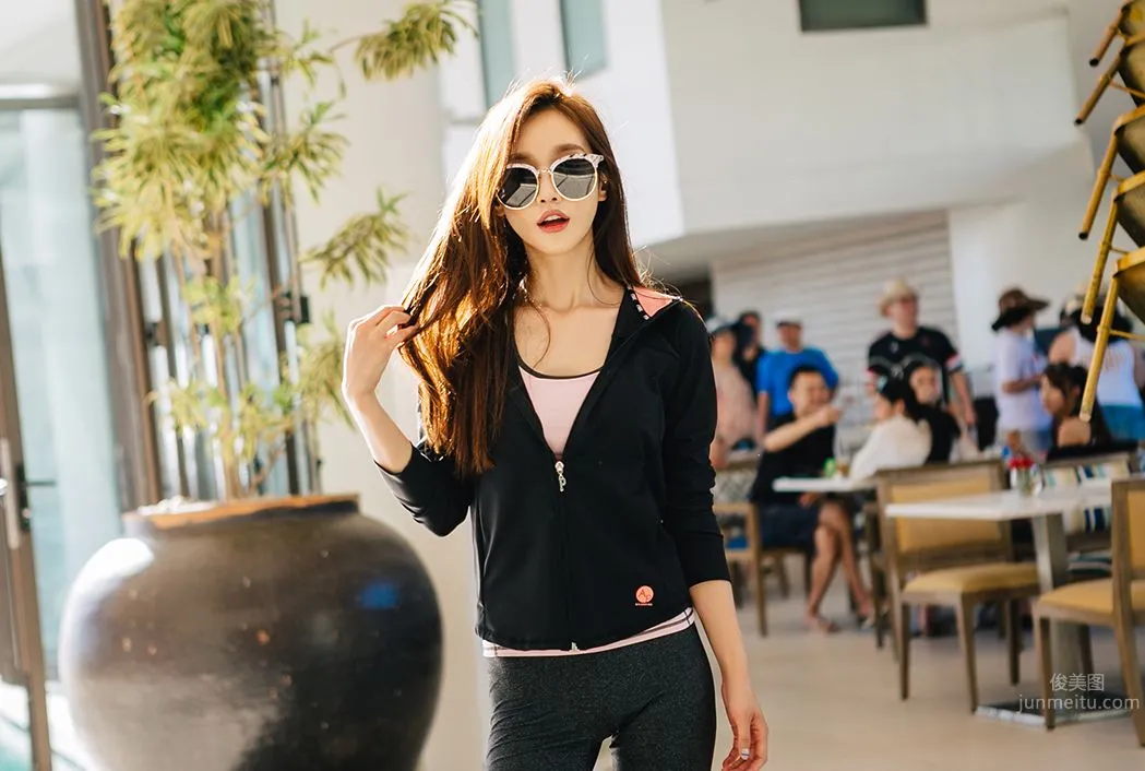 Son Yoon Joo - 2016 Refreshing Sportswear Series photo 61