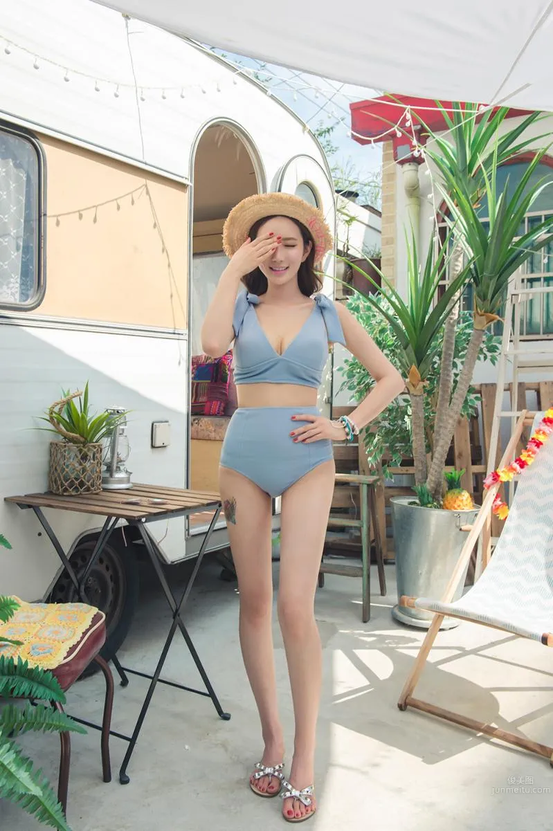 Li Yanjing - 2017 MayBeach Bikini Series Five photo 26
