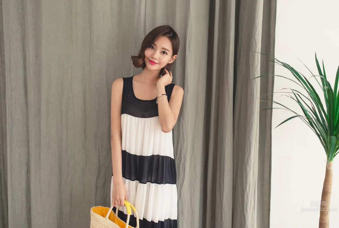 Korean Model Yeonjieun maybeach Casual Wear Series 3 photo 40