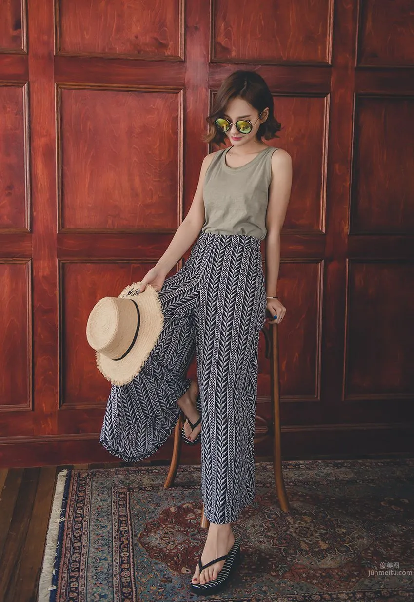 Korean Model Yeonjieun maybeach Casual Wear Series 4 photo 18