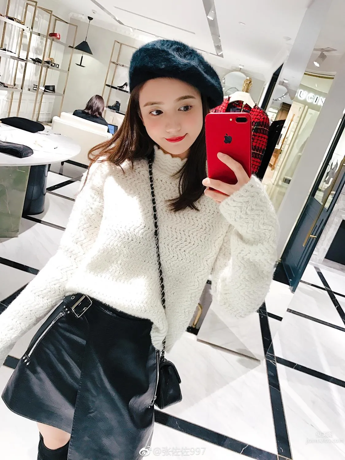 梦幻正妹张佐佐 微博美妆私房照_0