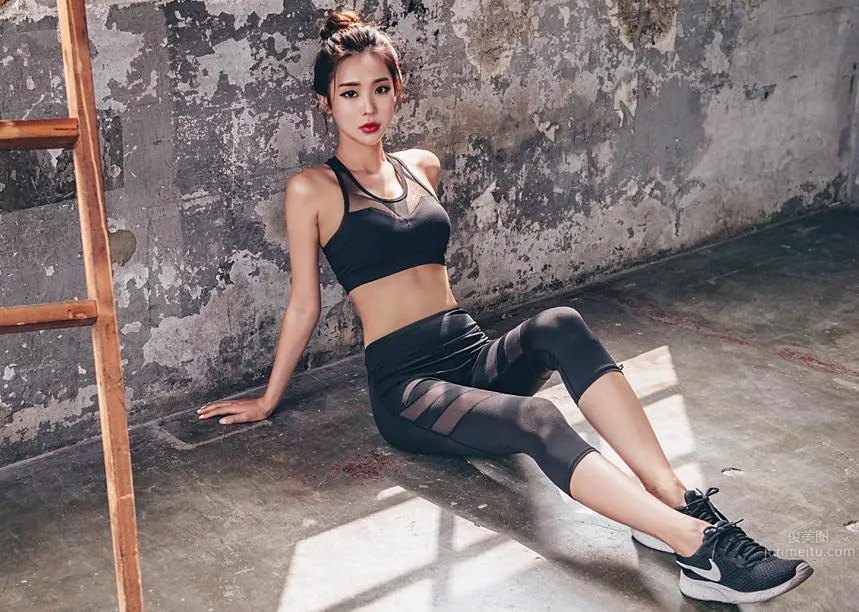 Korean Model Park Da Hyun Lologirl Sportswear Series One photo 63