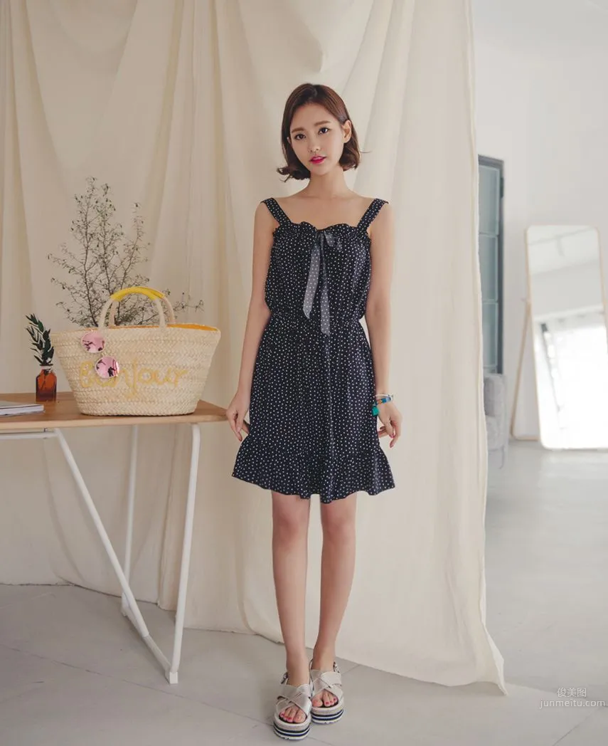 Korean Model Yeonjieun maybeach Casual Wear Series 3 photo 64