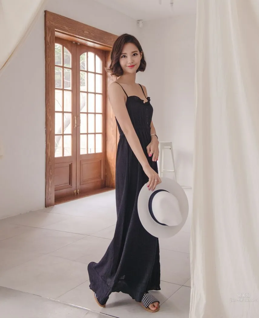 Korean Model Yeonjieun maybeach Casual Wear Series 3 photo 53