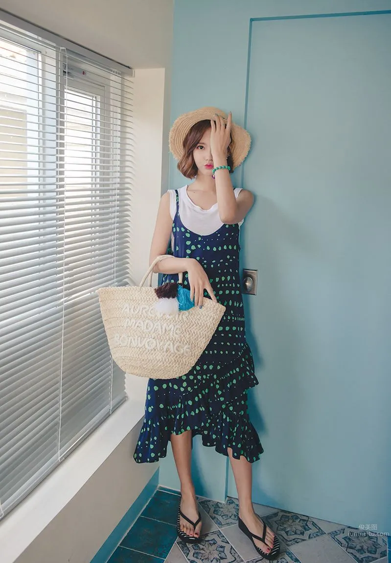 Korean Model Yeonjieun maybeach Casual Wear Series 4 photo 21