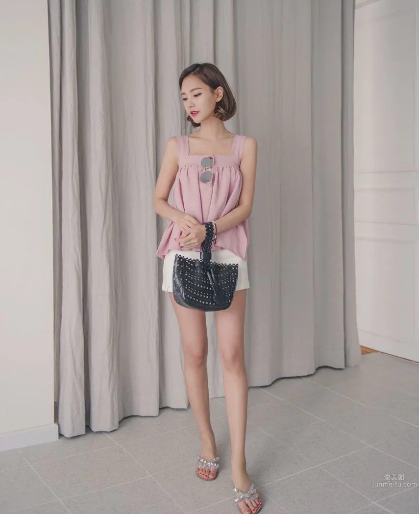 Korean Model Yeonjieun maybeach Casual Wear Series 3 photo 19