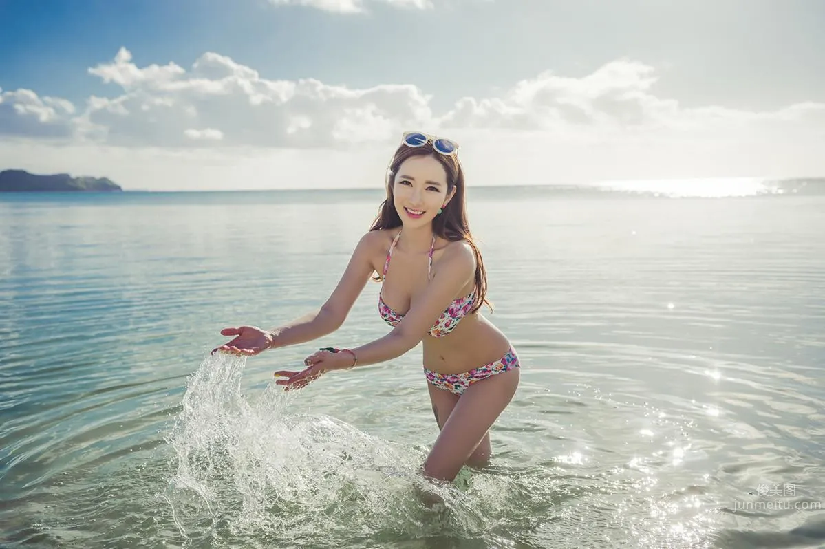Li Yanjing - 2017 MayBeach Bikini Series Five photo 91