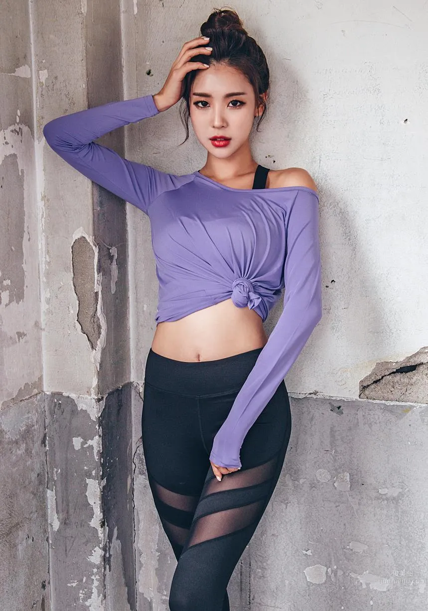 Korean Model Park Da Hyun Lologirl Sportswear Series One photo 80