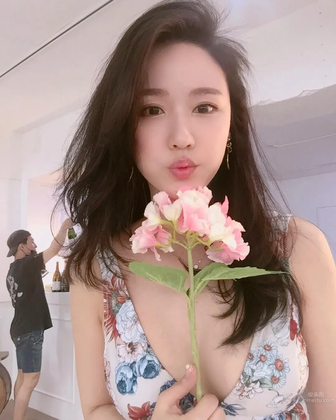 Woneobineoseu: Kim Pro photo 7