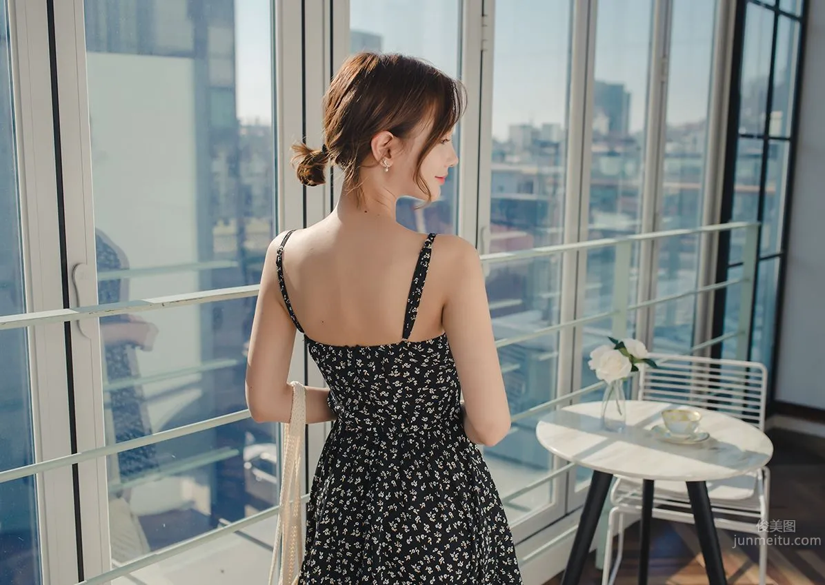 Korean Model Yeonjieun maybeach Casual Wear Series 4 photo 30