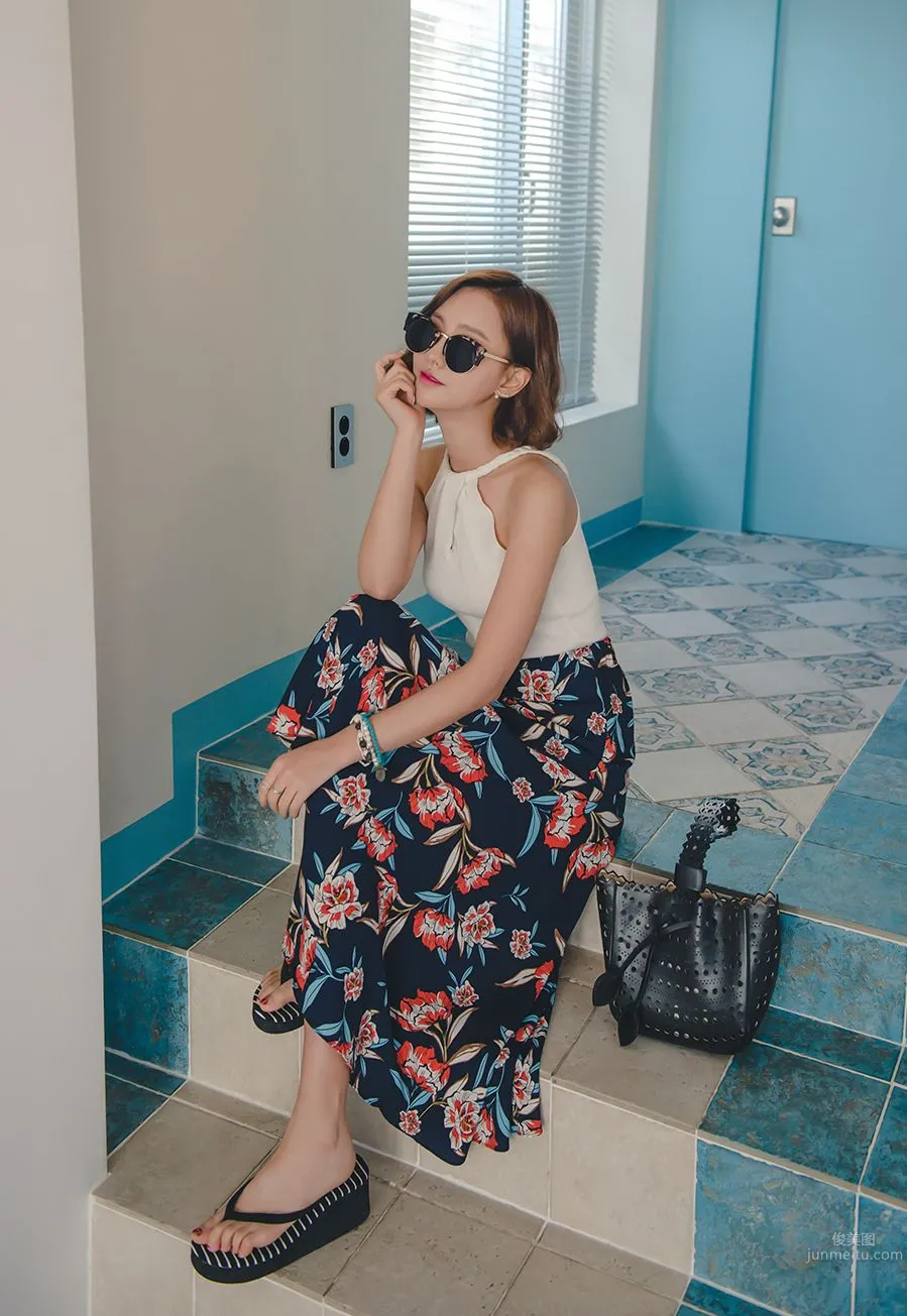Korean Model Yeonjieun maybeach Casual Wear Series 4 photo 40