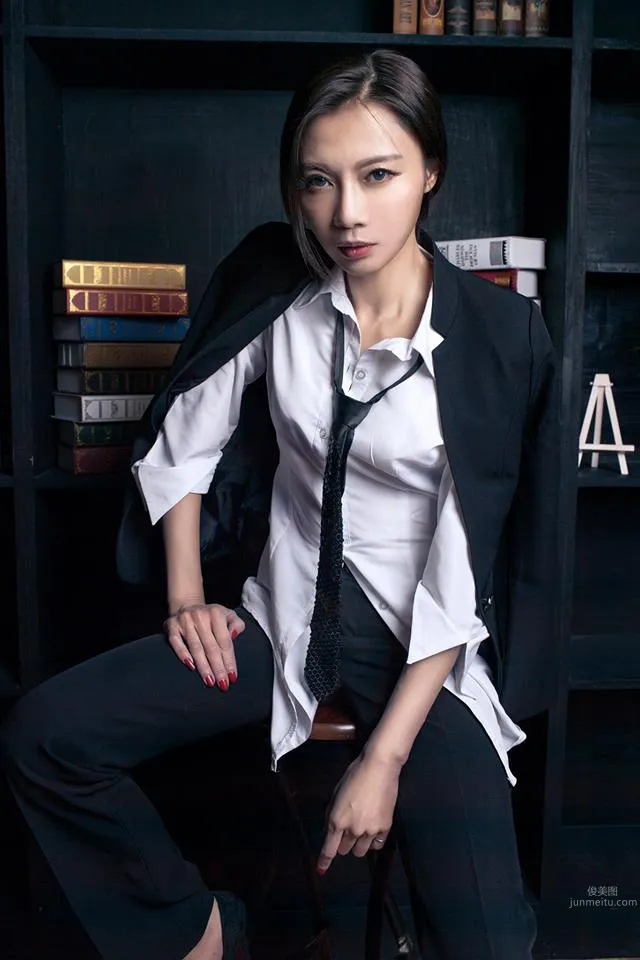 Jkf女郎雀儿喜 火辣钢管舞女郎_5