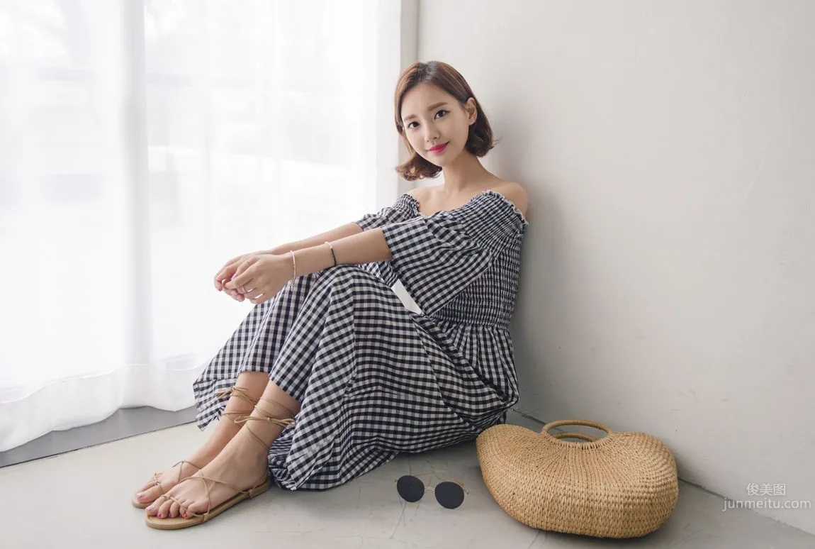 Korean Model Yeonjieun maybeach Casual Wear Series 4 photo 67