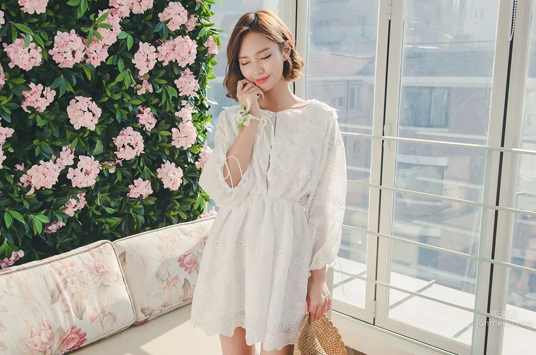 Korean Model Yeonjieun maybeach Casual Wear Series 5 photo 13