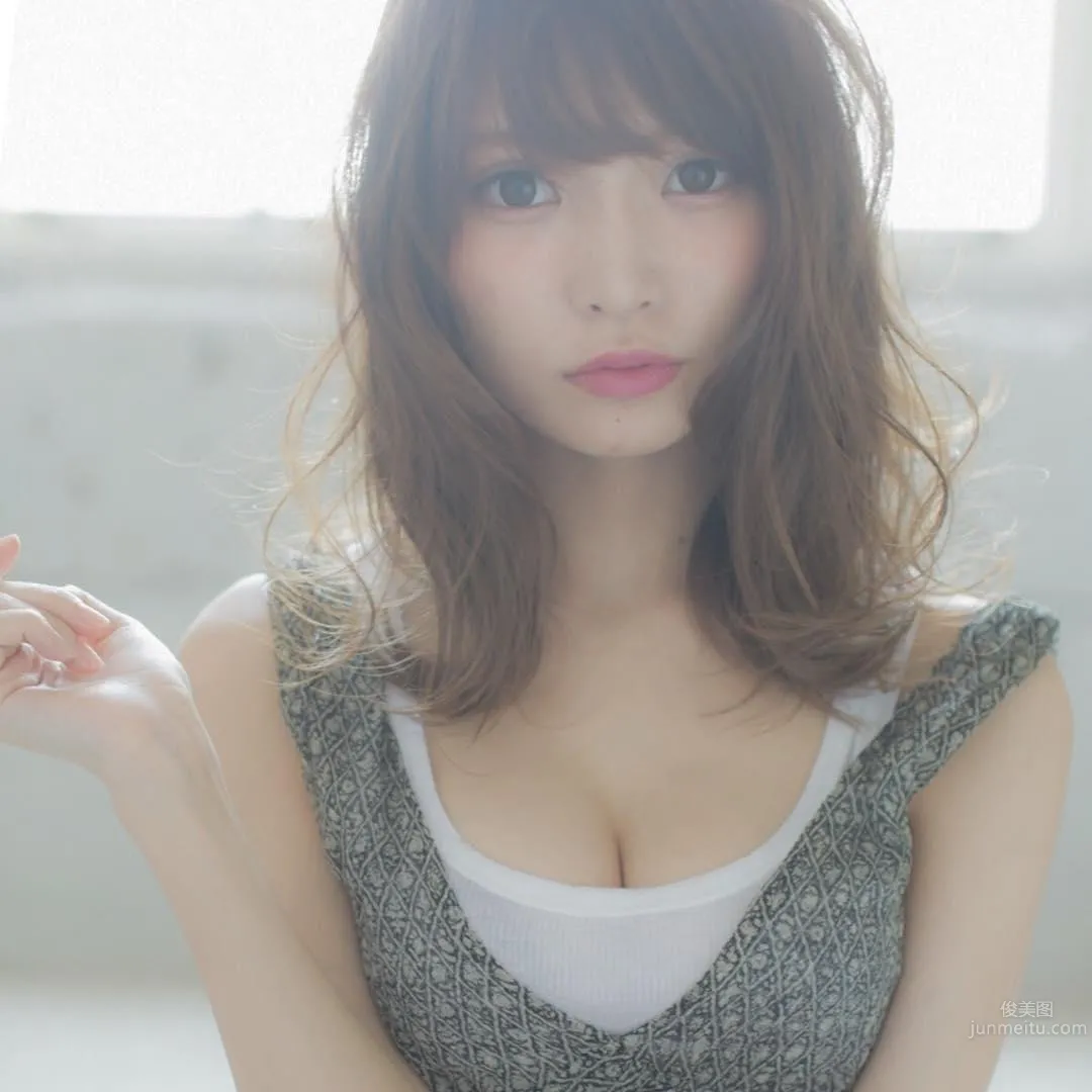 日本妹子似鳥沙也加 浴場裡驚見美若天仙 5