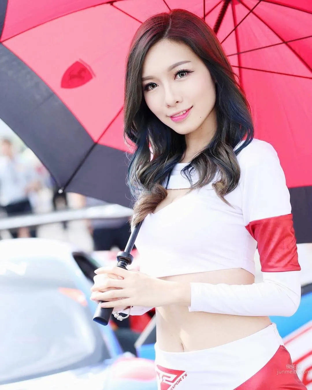 Malaysian Car Model's Domineering Selfie: Don't Mess with Me, I've Trained photo 25