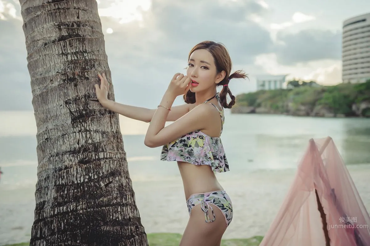 Lee Yeon Jeong - 2017 MayBeach Bikini Series Six photo 72
