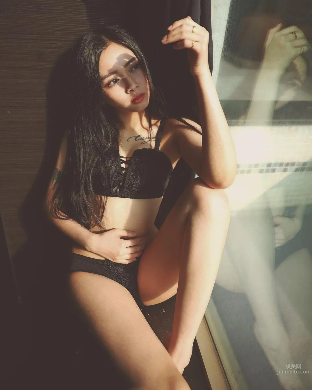 Sexy Curvy Girl Qin Qin, Petite, Cool and Handsome photo 15