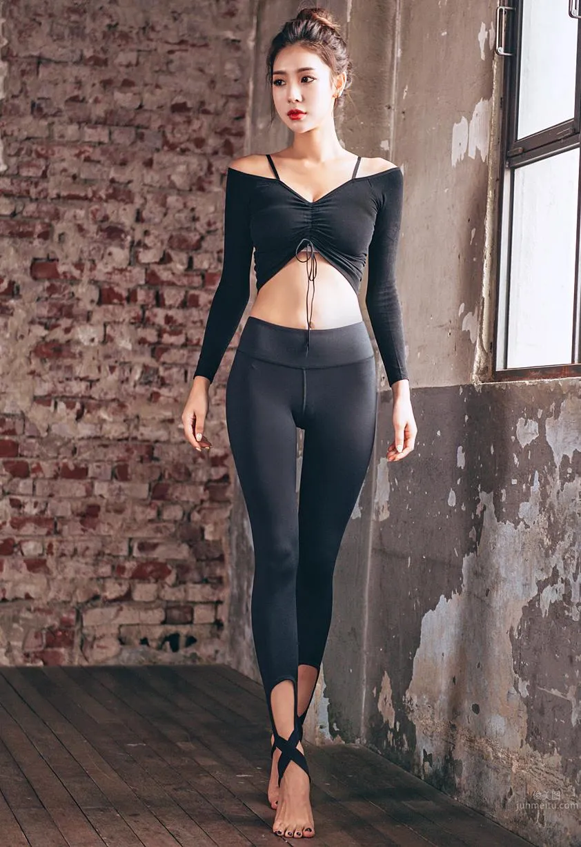 Korean Model Park Da Hyun Lologirl Sportswear Series Two photo 29