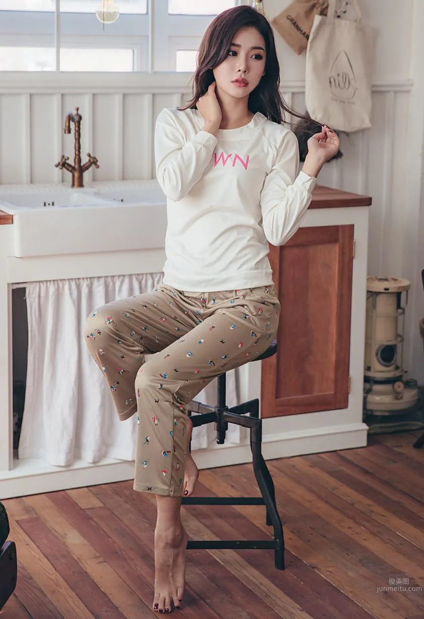Korean Model Park Da Hyun Lologirl Sportswear Series Three photo 59
