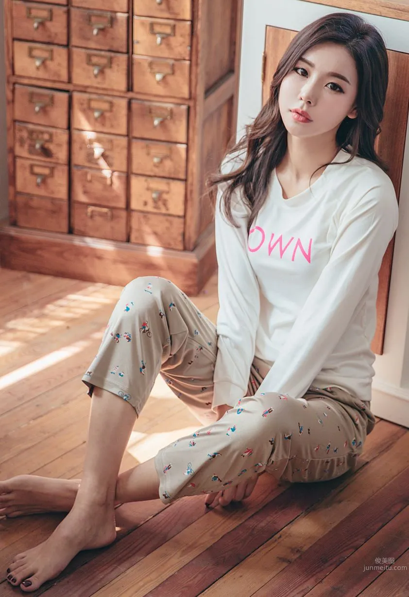 Korean Model Park Da Hyun Lologirl Sportswear Series Three photo 58