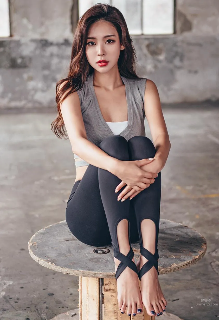 Korean Model Park Da Hyun Lologirl Sportswear Series Two photo 49