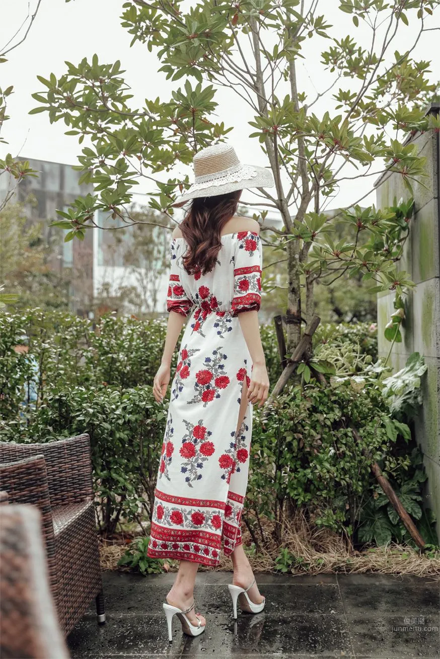 Park Da Hyun - Elegant Long Dress Photo Collage photo 51