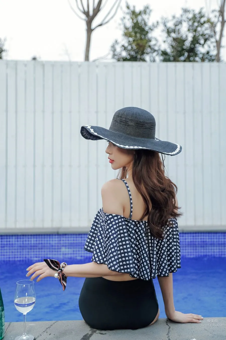 Park Da Hyun - Eranzi Bikini Series One photo 20