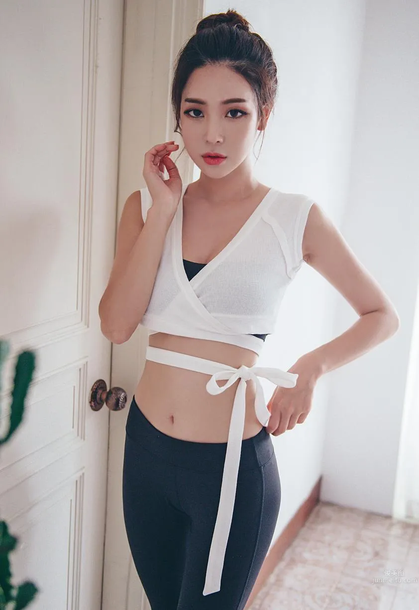 韓國模特樸多賢 Lologirl運動服飾系列二 44