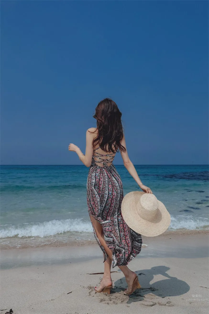 Park Da Hyun - Elegant Long Dress Photo Collage photo 41