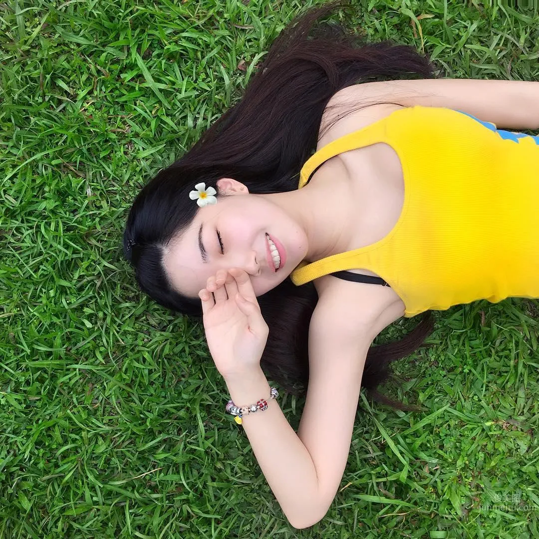 Taiwan Female Anchor Liao Zixuan, Dance Major Soft Girl with a Good Figure photo 2