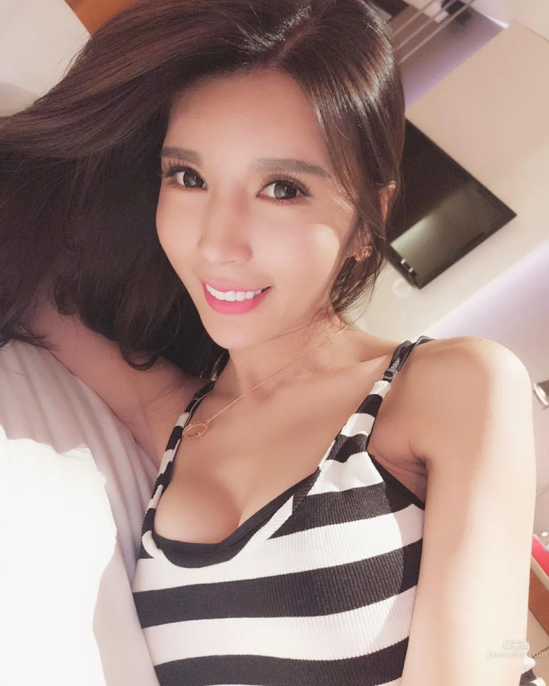 Versatile Girl Liuziyu Vicky, the Evil Maid Outfit Is Very Fierce photo 18