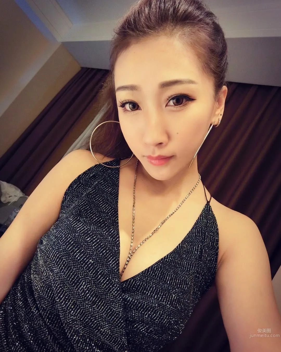 Sexy DJ Shiyi Gives You the Strongest Double Enjoyment of Music and Visuals! photo 18