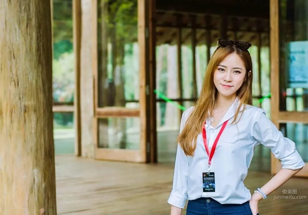 Malaysian Car Model Germaine Ong, Sexy Pretty Lady photo 16
