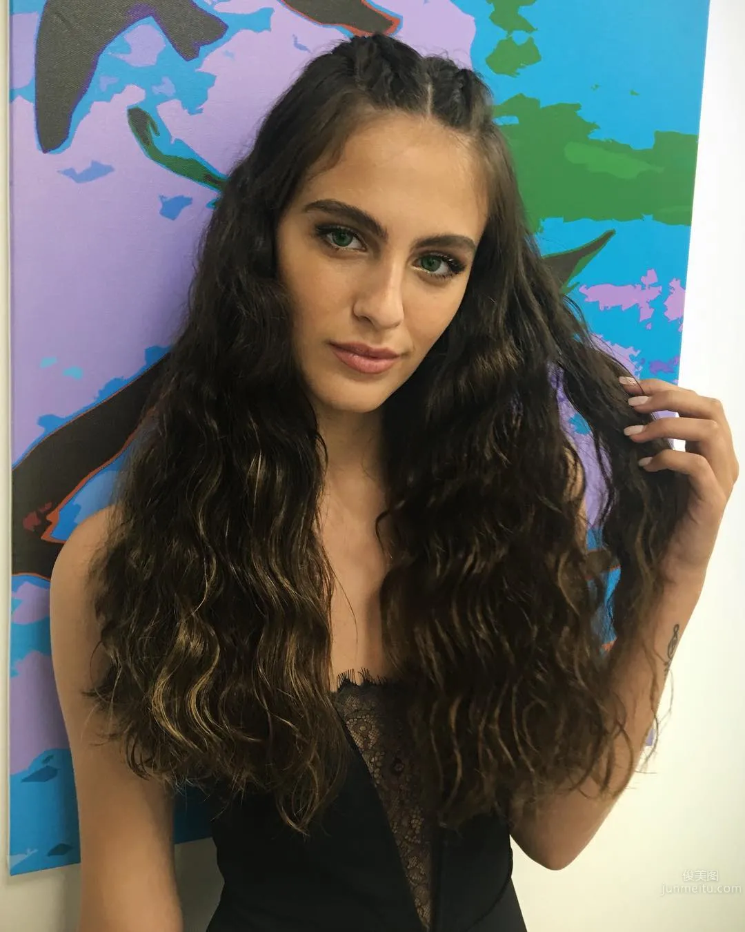 超殺女！以色列女兵「Adar Gandelsman」成為環球小姐 12