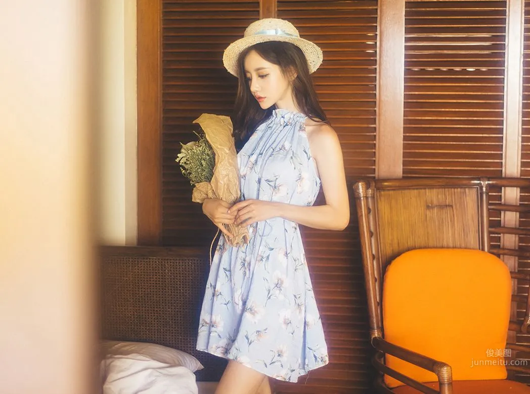 韓國女神孫允珠 氣質養眼随意拍 19