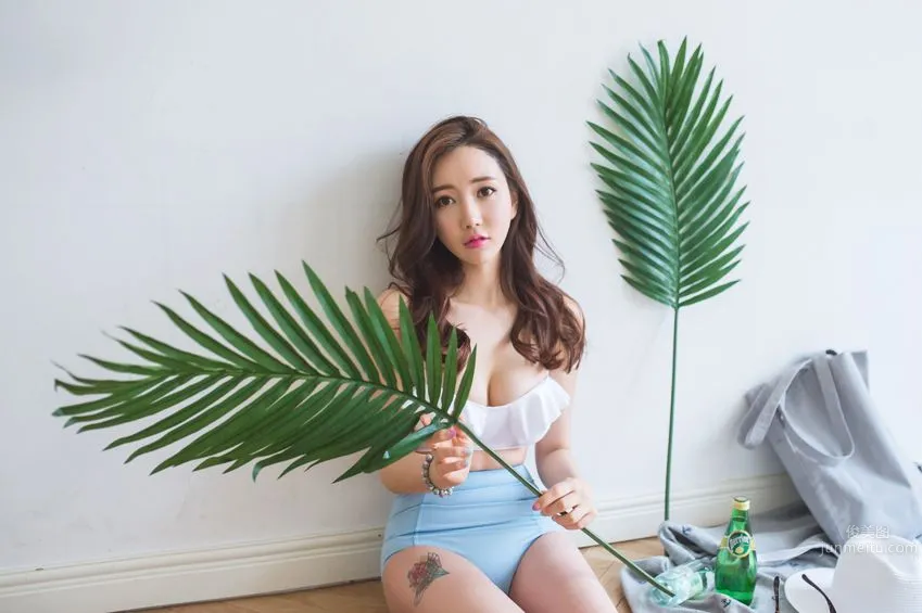 Lee Yeon Jeong - 2017 MayBeach Bikini Series Six photo 23
