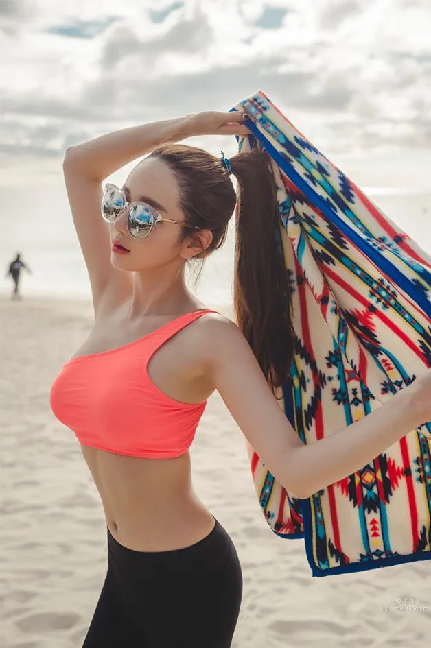 Lee Yeon Jeong, 2017 MayBeach Sportswear Series Two photo 7