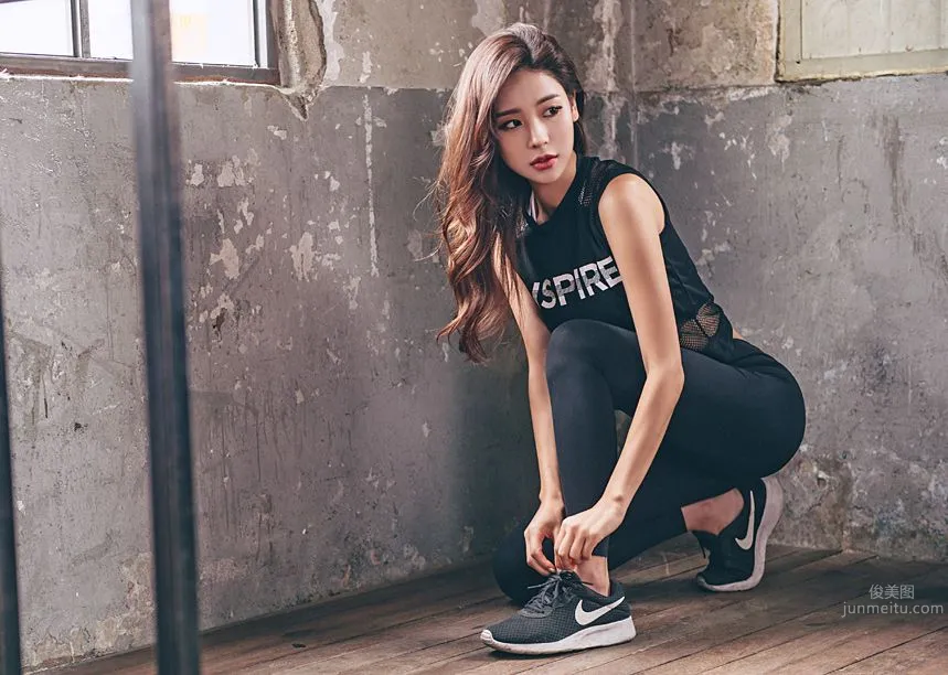 Korean Model Park Da Hyun Lologirl Sportswear Series Three photo 41