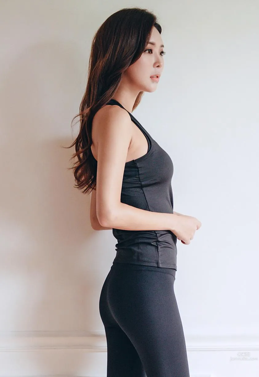 Korean Model Park Da Hyun Lologirl Sportswear Series Two photo 17