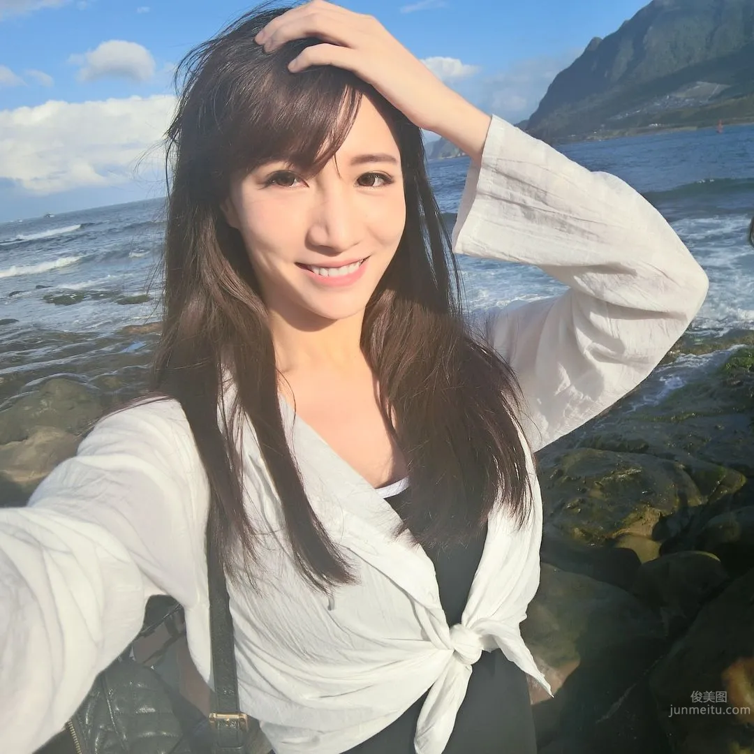 Sunny Lin - The Past Gone Like Smoke, Her Sexiness Returns photo 32