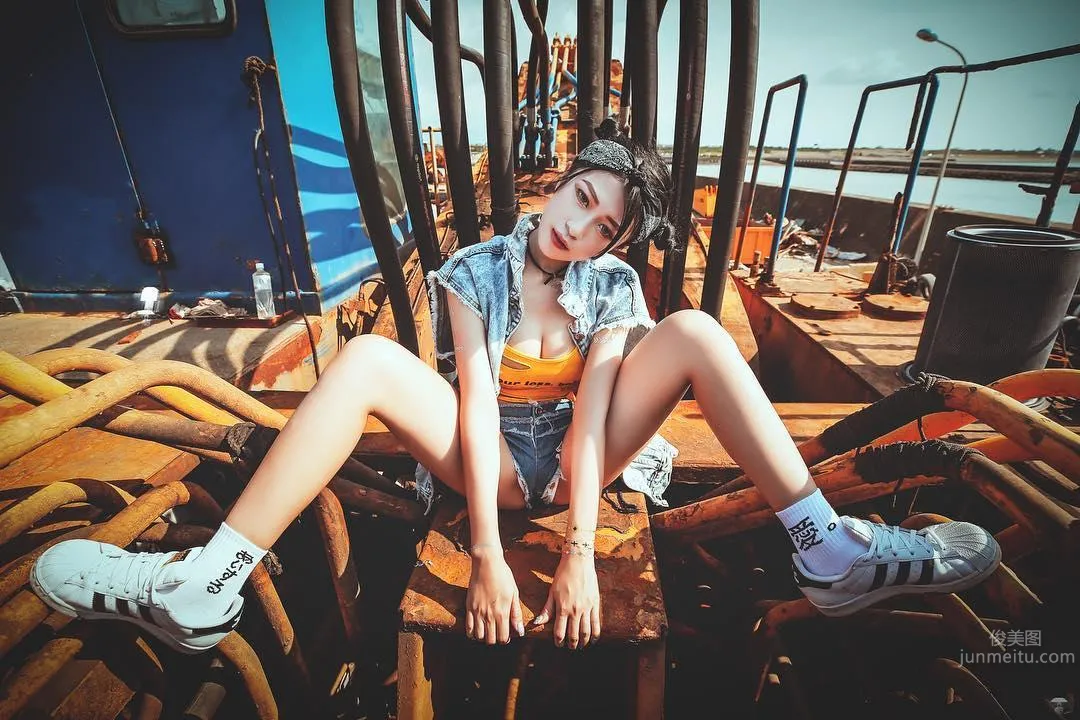 Heavy Motorcycle Beauty Lin Jiayi, Her Figure Is Just Too Hot photo 33