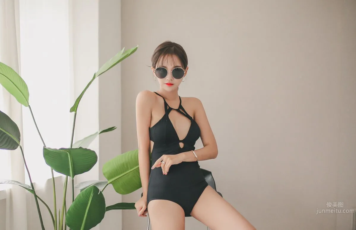 Korean Model Yeonjieun maybeach Swimwear Series Four photo 7