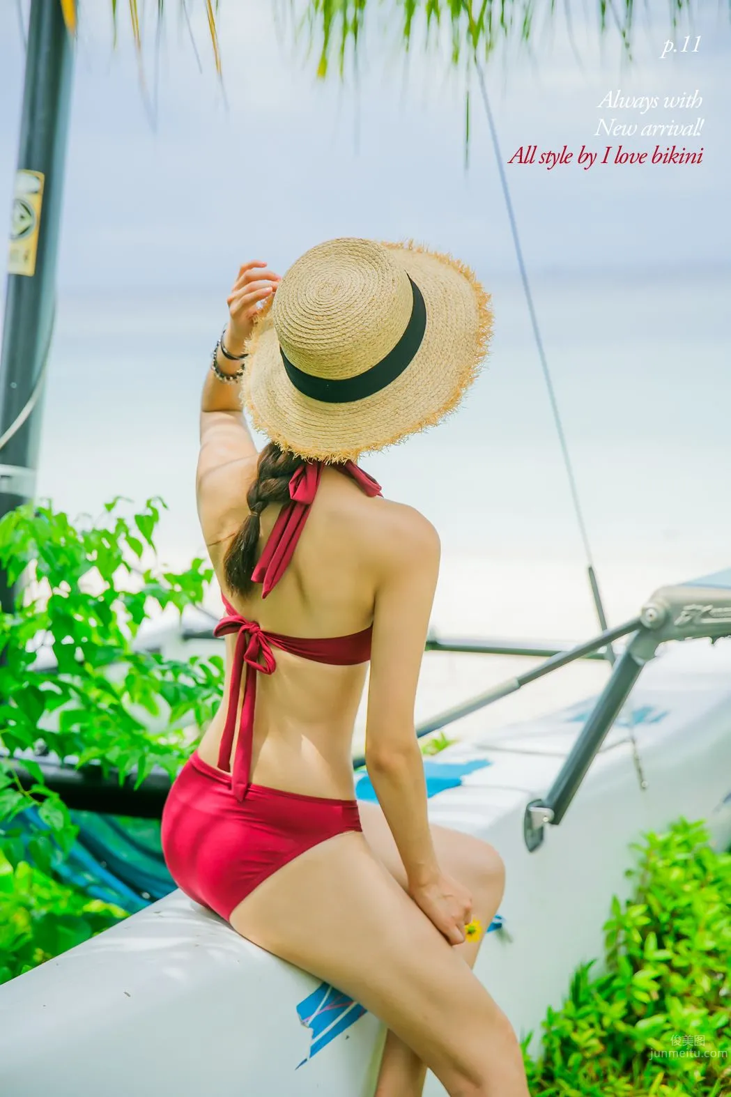 Park Soo Yeon - 2017 Swimwear Series Collection One photo 23